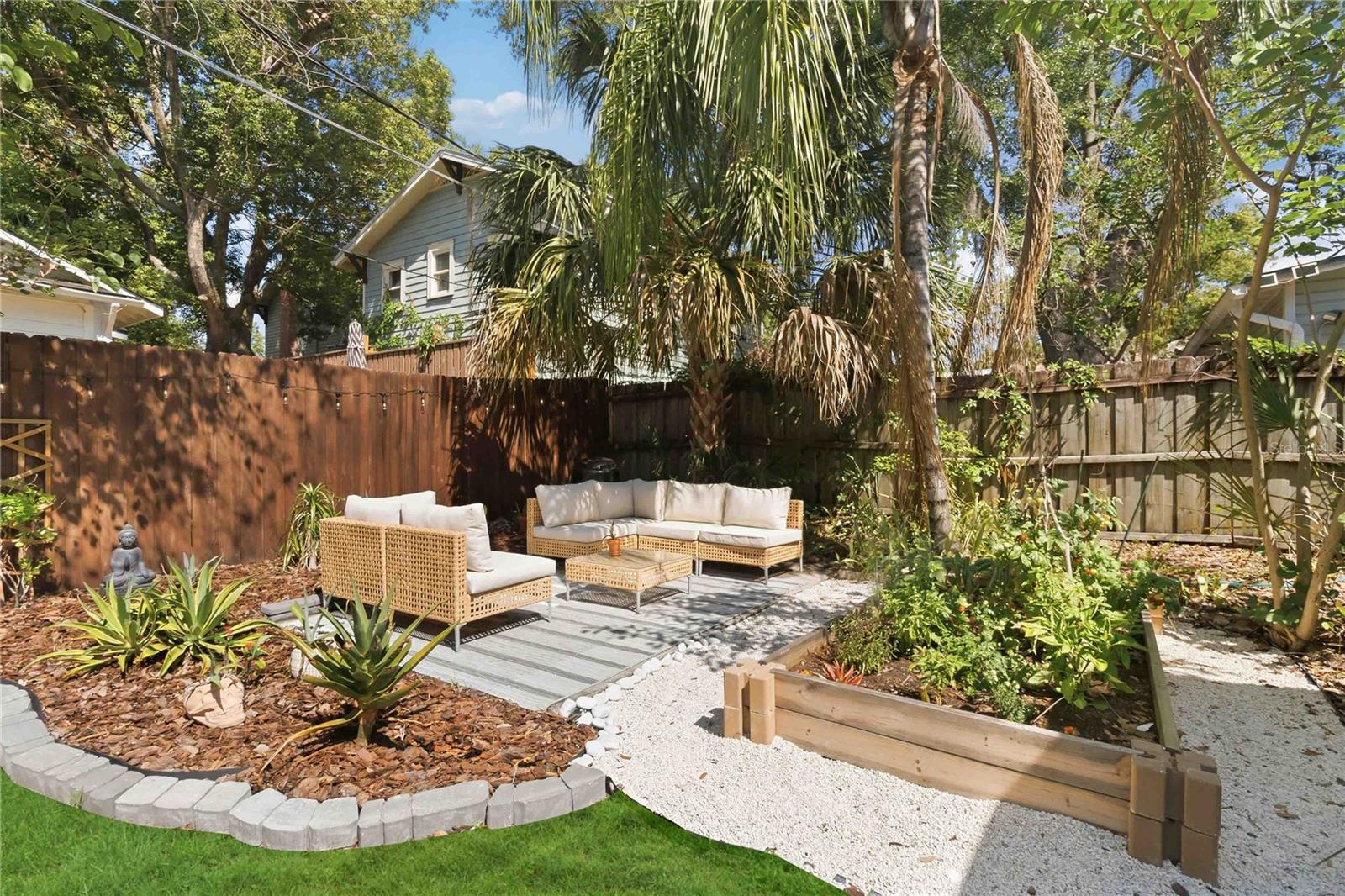 THORNTON PARK - Residential