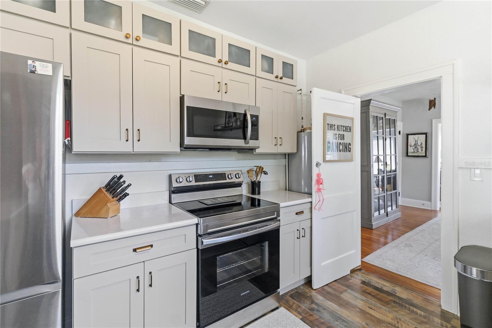 THORNTON PARK - Residential