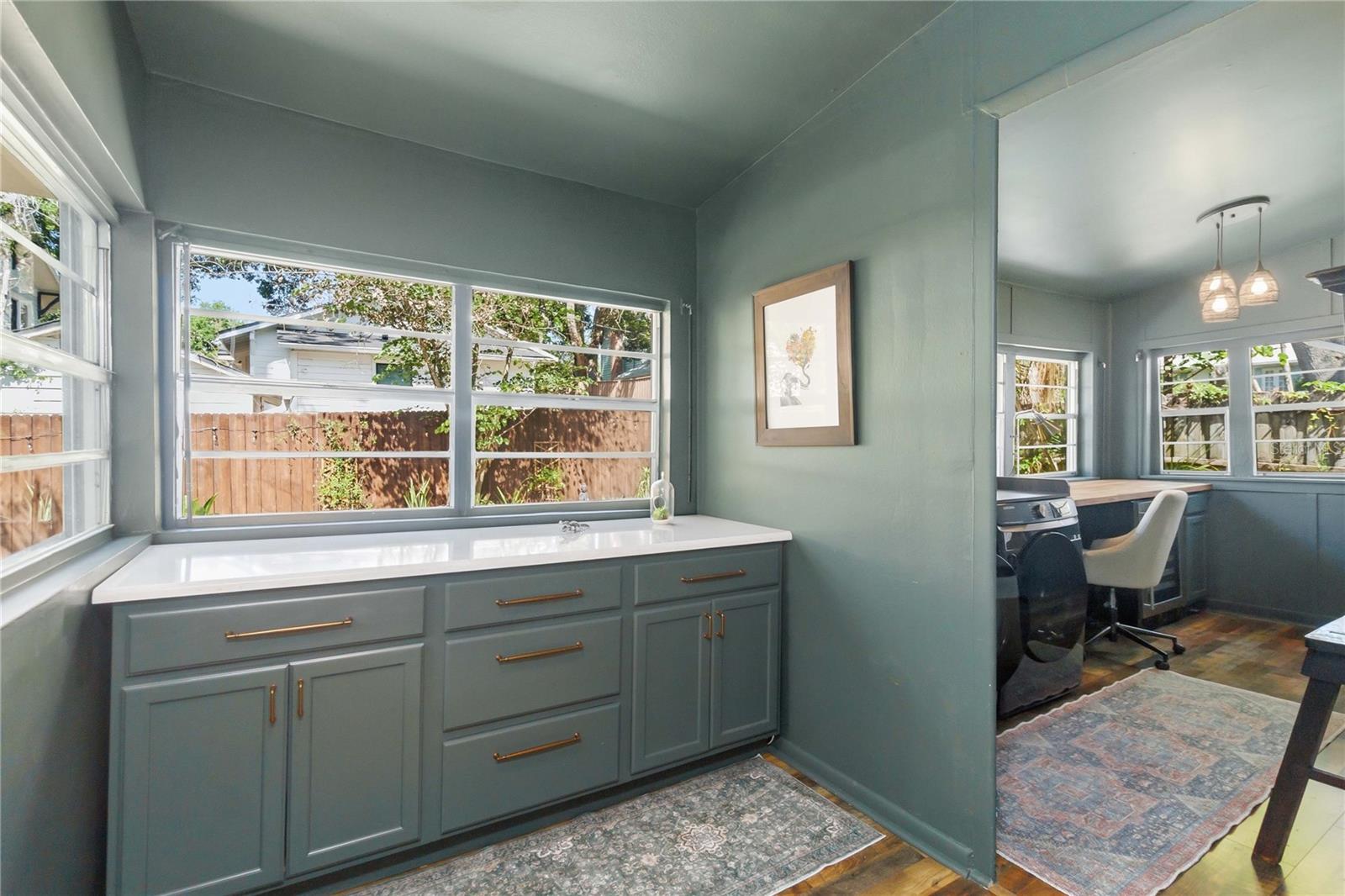 THORNTON PARK - Residential