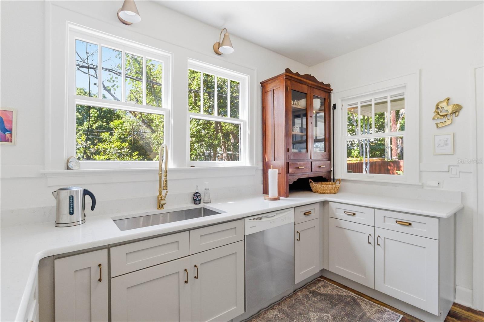 THORNTON PARK - Residential