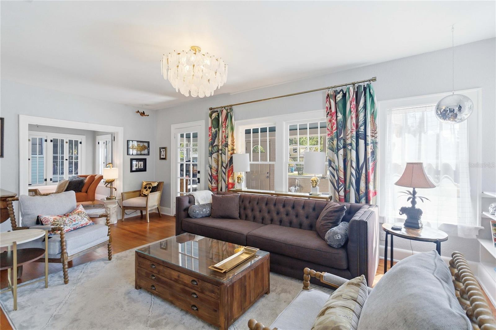 THORNTON PARK - Residential