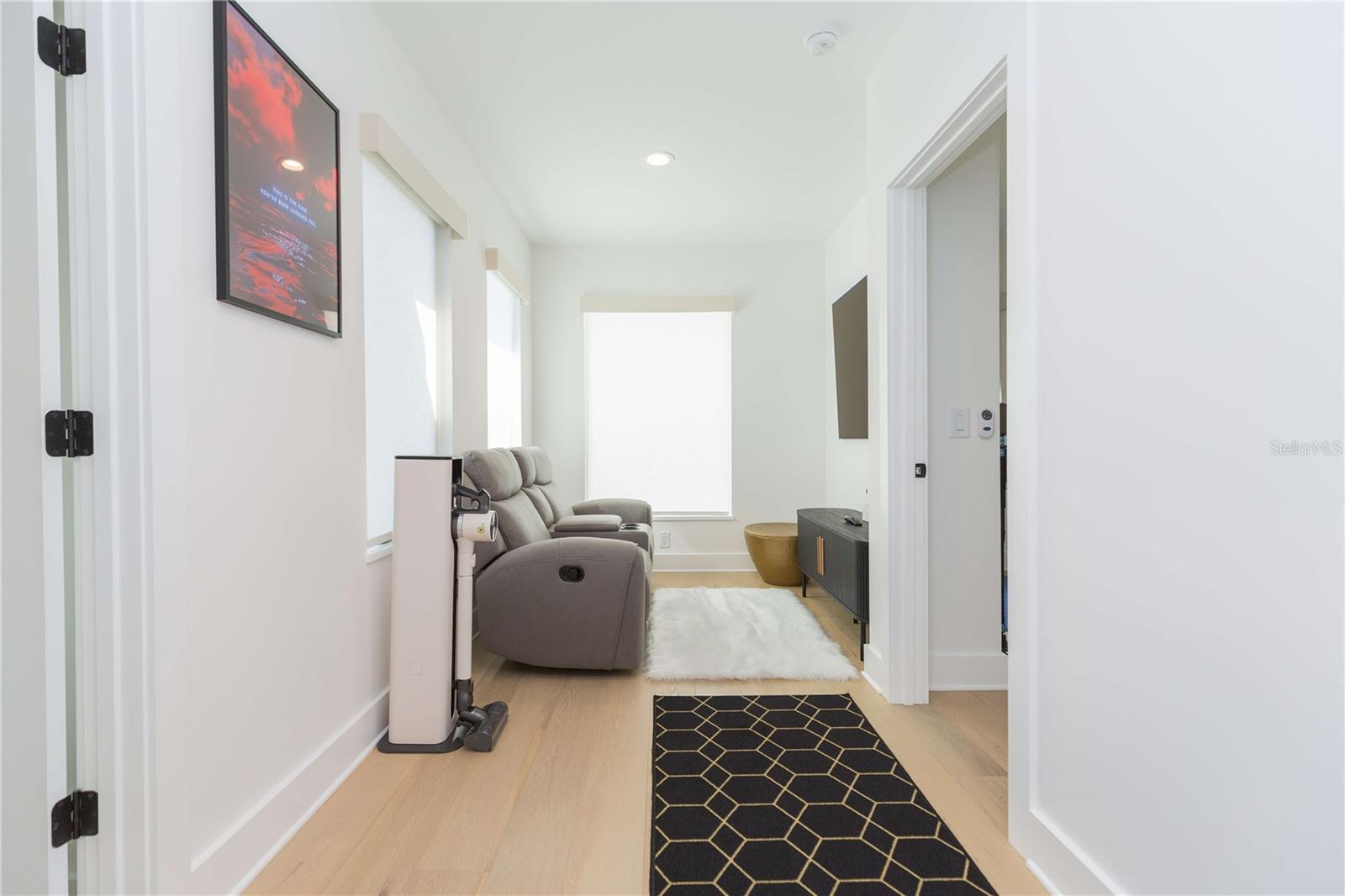 COLLINS PHILIP 2ND ADD - Residential