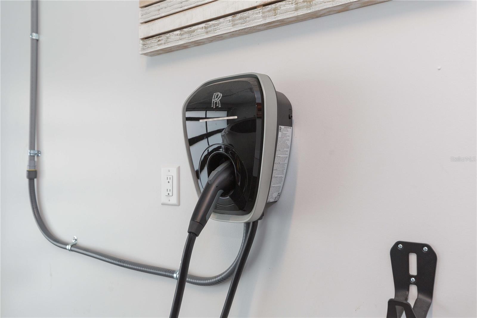 COLLINS PHILIP 2ND ADD - Residential