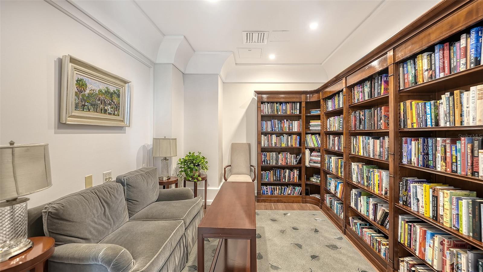 1350 MAIN RESIDENTIAL - Residential