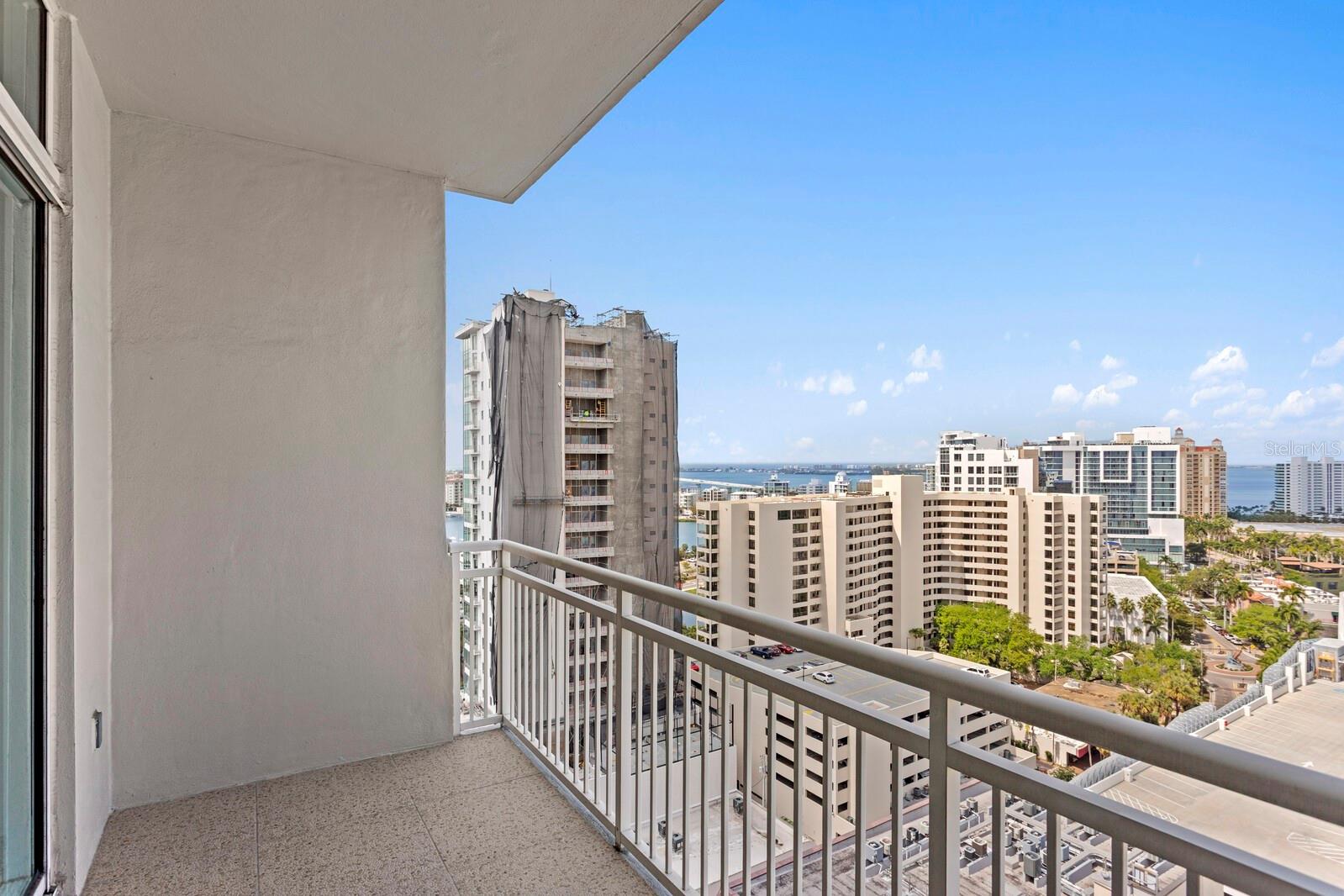 1350 MAIN RESIDENTIAL - Residential