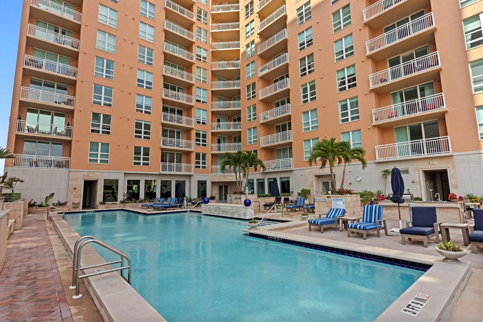 1350 MAIN RESIDENTIAL - Residential