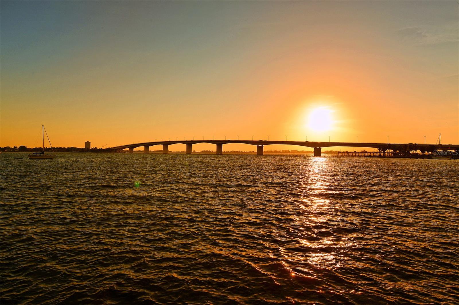 1350 MAIN RESIDENTIAL - Residential