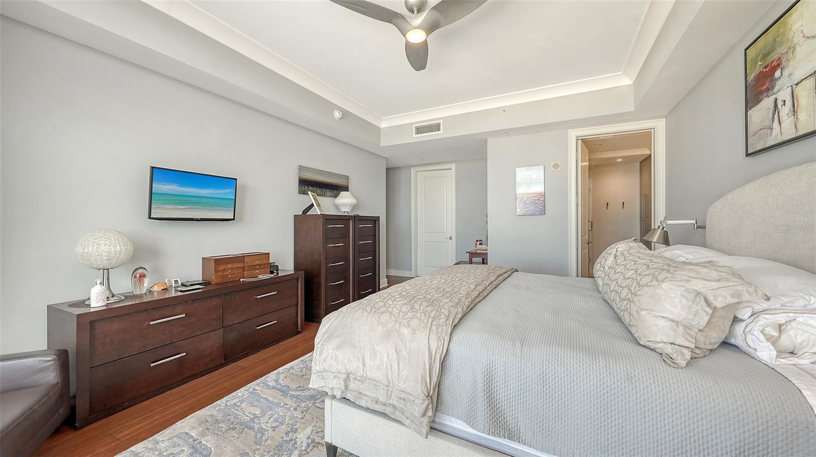 1350 MAIN RESIDENTIAL - Residential