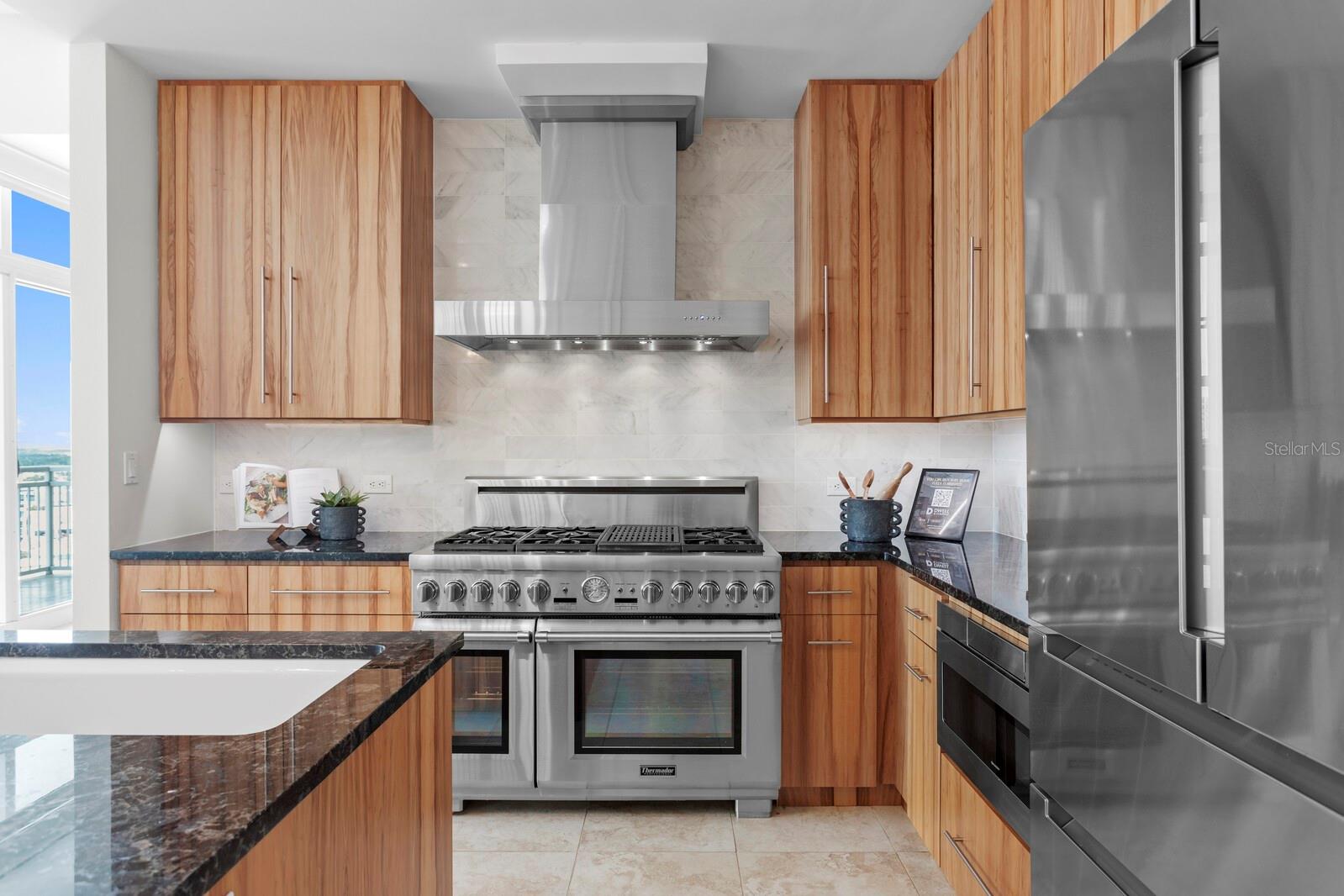 1350 MAIN RESIDENTIAL - Residential