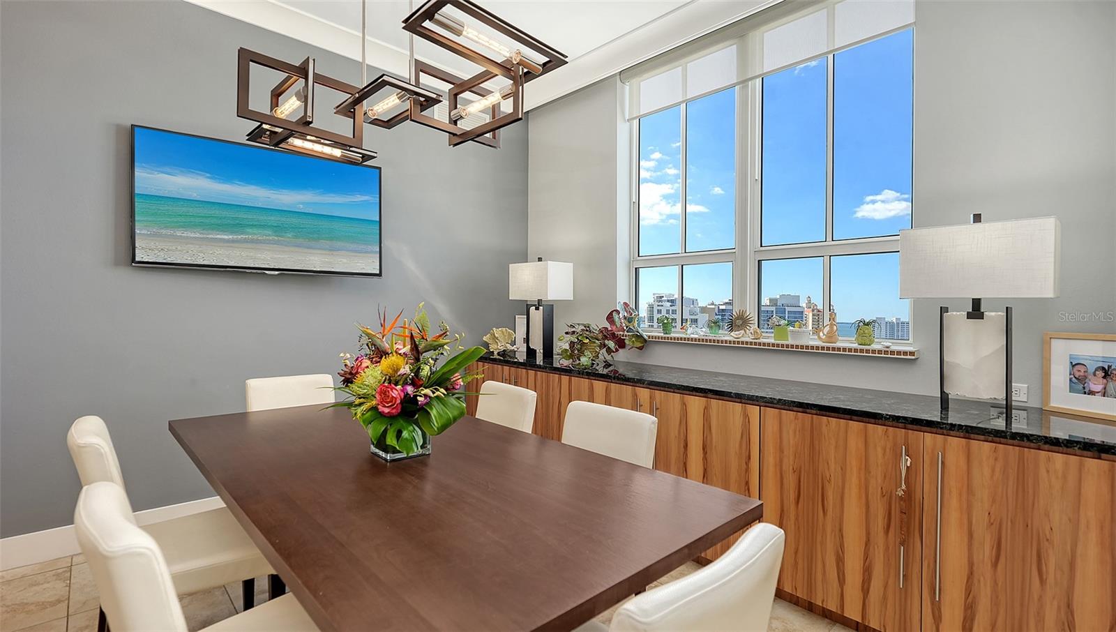 1350 MAIN RESIDENTIAL - Residential