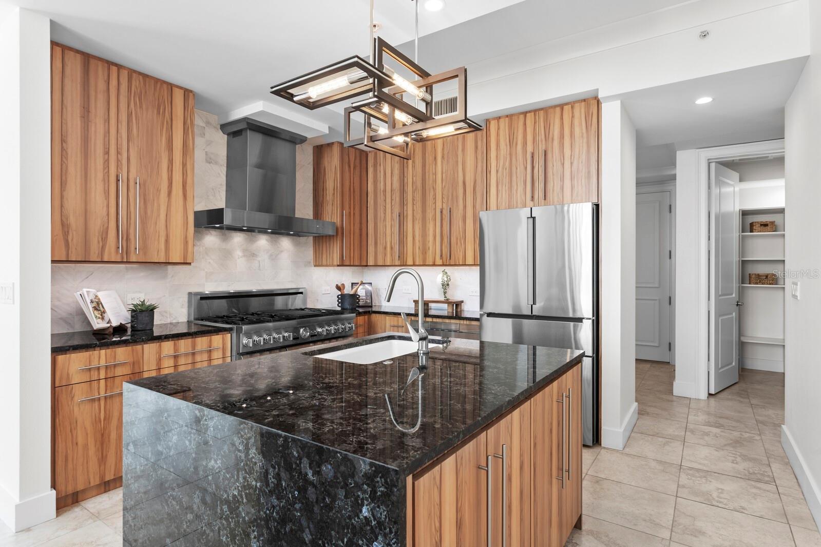 1350 MAIN RESIDENTIAL - Residential