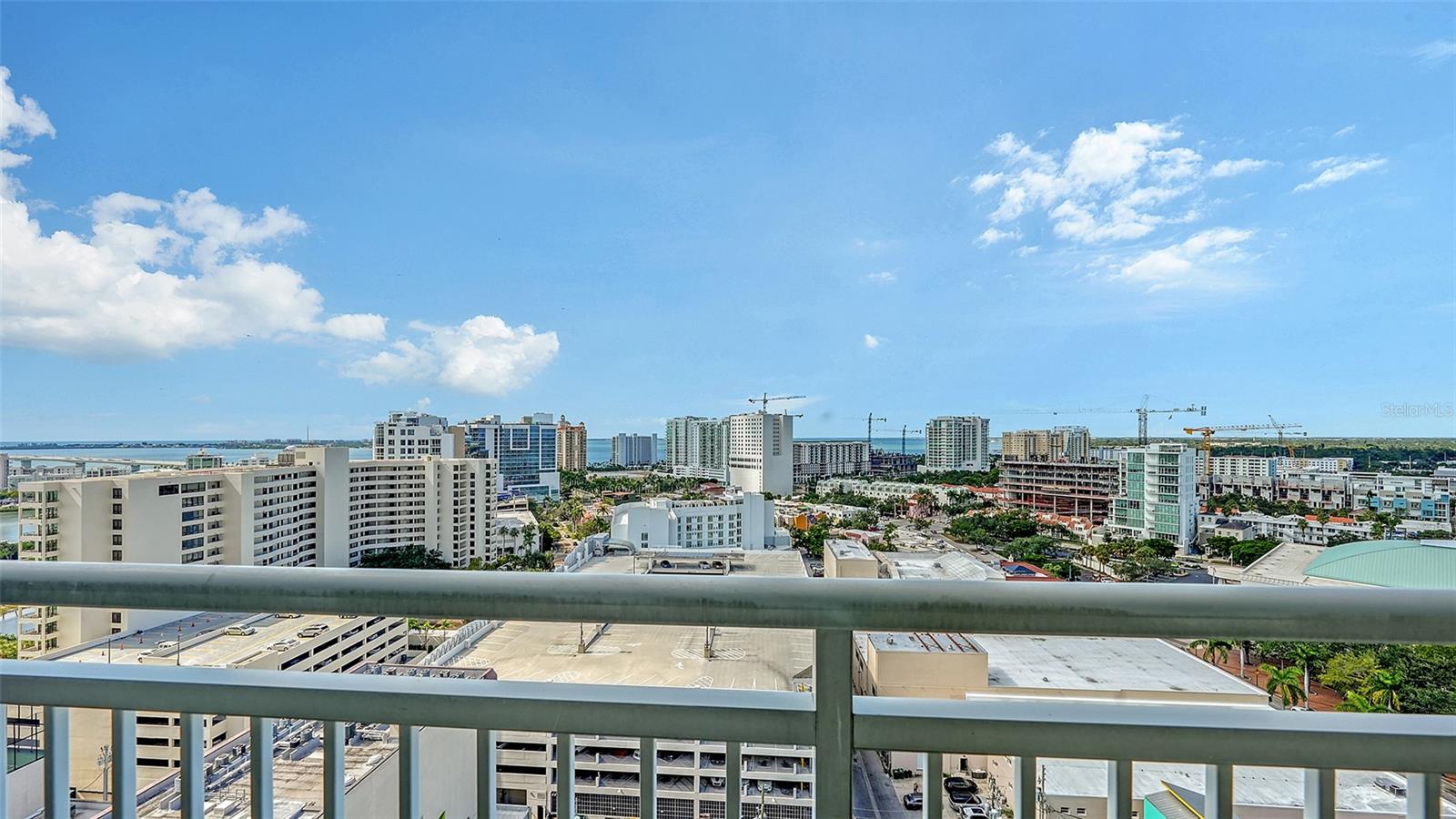 1350 MAIN RESIDENTIAL - Residential