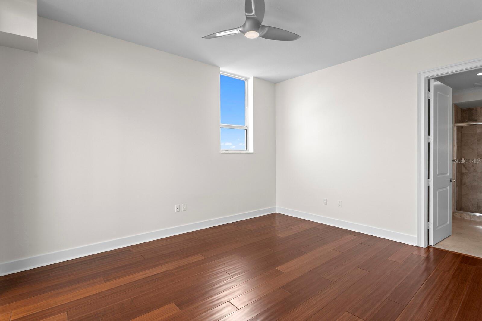 1350 MAIN RESIDENTIAL - Residential