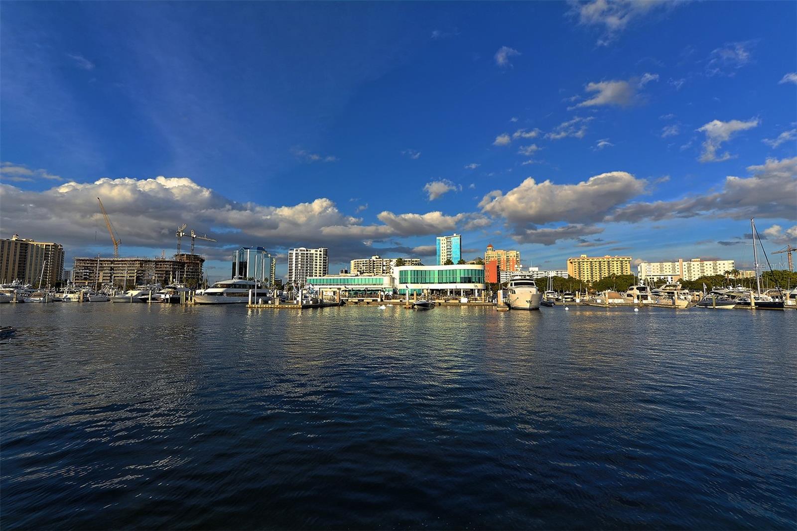 1350 MAIN RESIDENTIAL - Residential