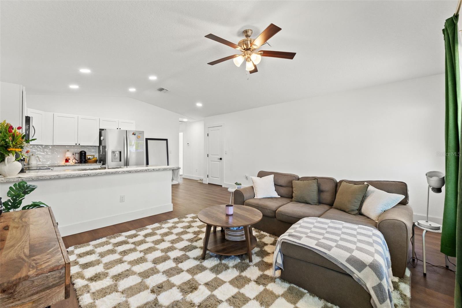 WEEKI WACHEE WOODLANDS - Residential