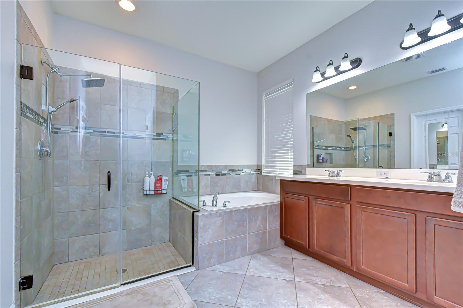 FISHHAWK RANCH WEST - Residential