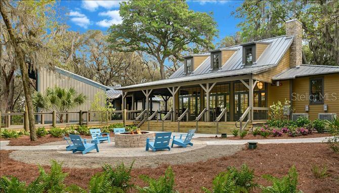 FISHHAWK RANCH WEST - Residential