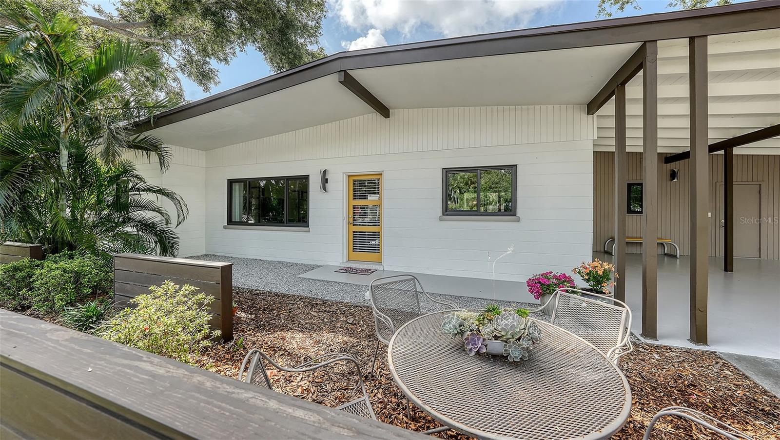 2516 GOLDENROD STREET