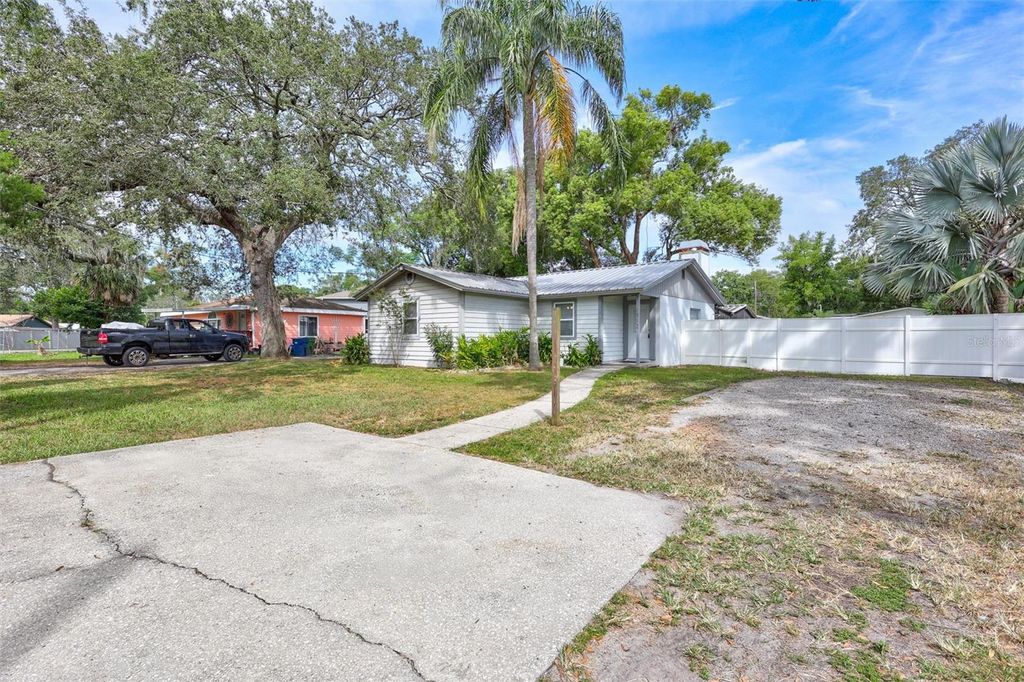 Photo of 1712 N Club Court, Tampa, FL 33612 (MLS # TB8431082)
