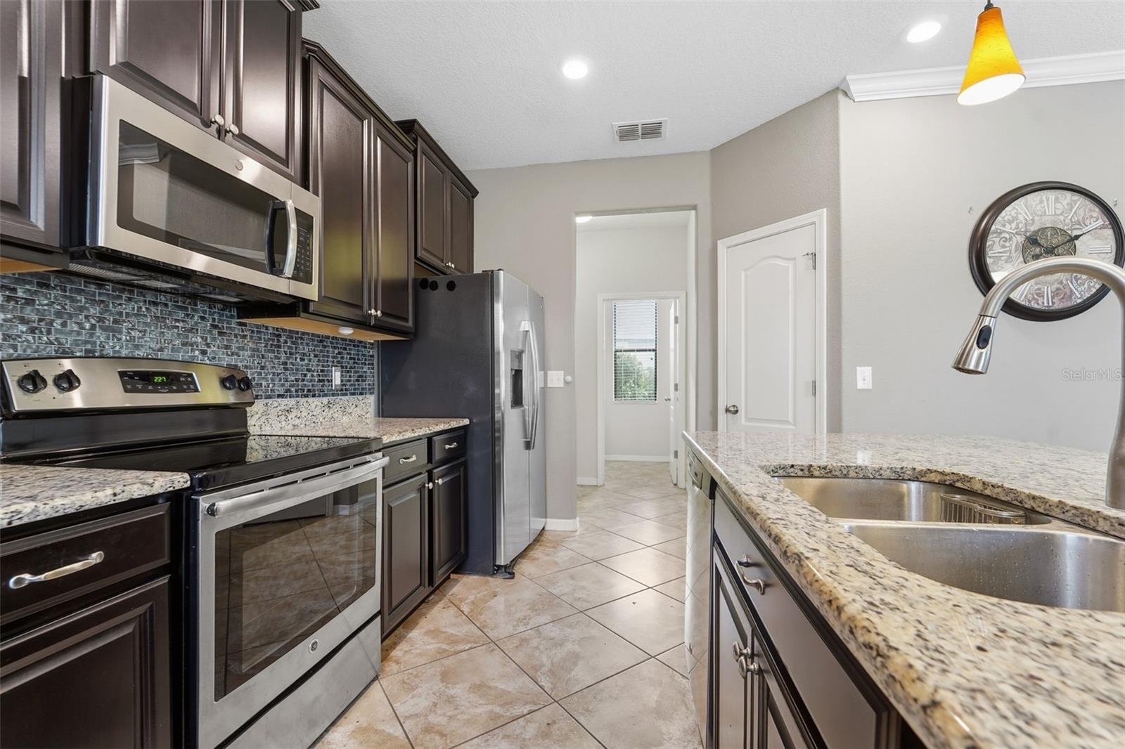 VILLAGES/TRINITY LAKES - Residential