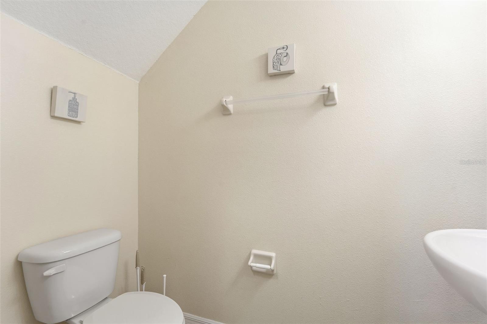 VILLAGES/TRINITY LAKES - Residential