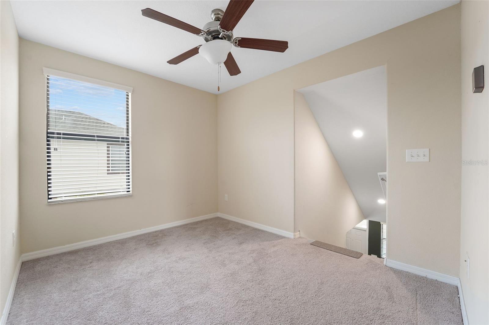 VILLAGES/TRINITY LAKES - Residential