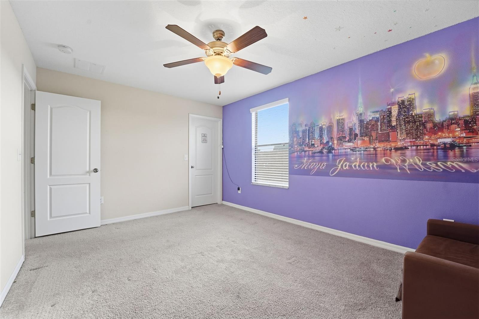 VILLAGES/TRINITY LAKES - Residential