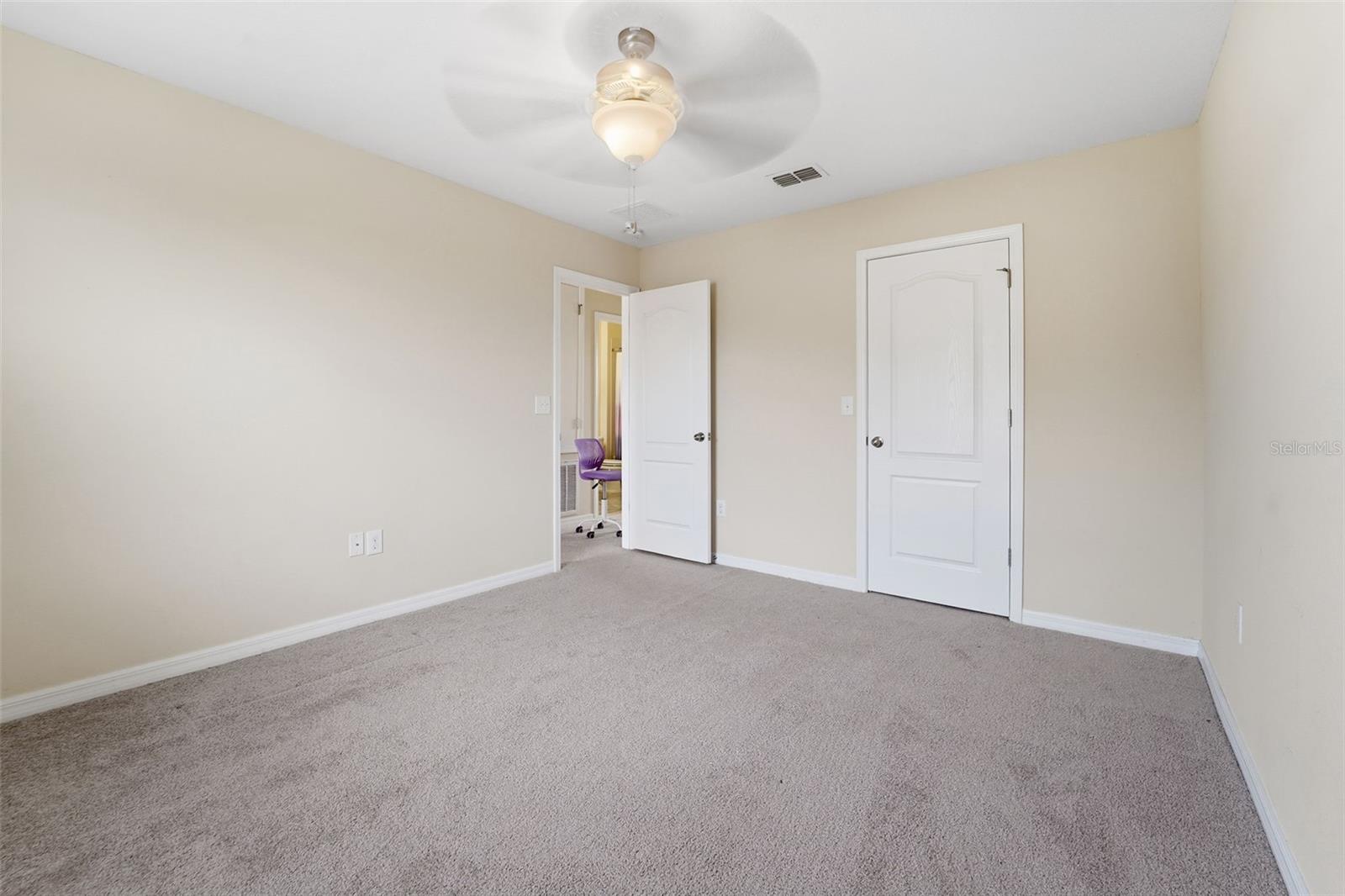 VILLAGES/TRINITY LAKES - Residential