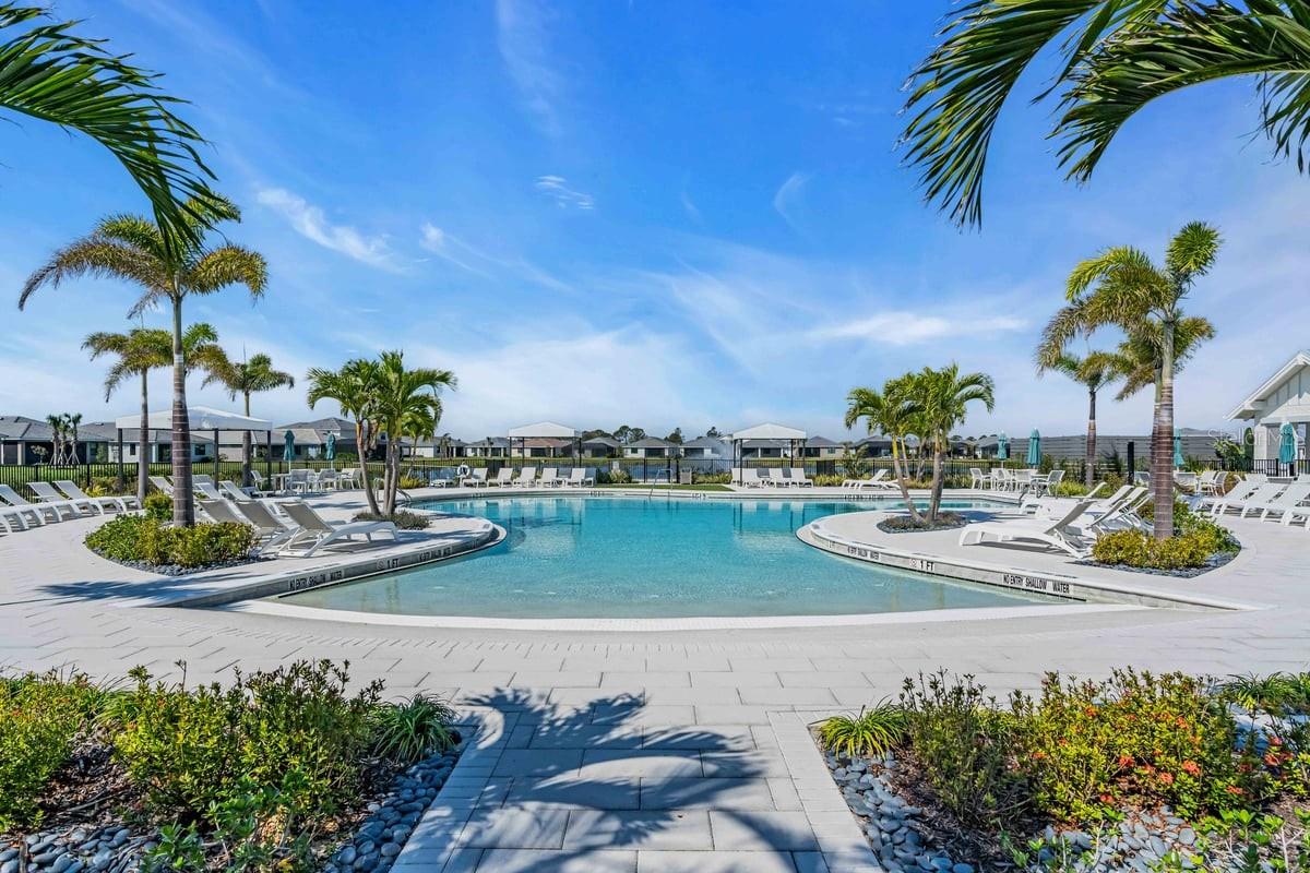 SOLSTICE WELLEN PARK - Residential Lease