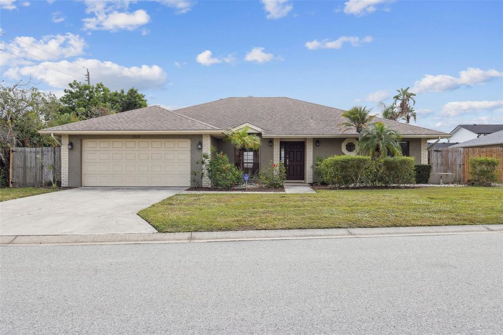 Photo of 7505 23rd Avenue Drive W, Bradenton, FL 34209 (MLS # A4674358)