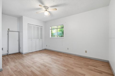 Tiny photo for 2270 SE 34th Street, Ocala, FL 34471 (MLS # OM723877)