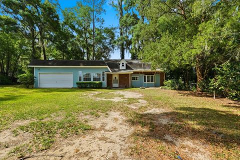 Tiny photo for 2270 SE 34th Street, Ocala, FL 34471 (MLS # OM723877)