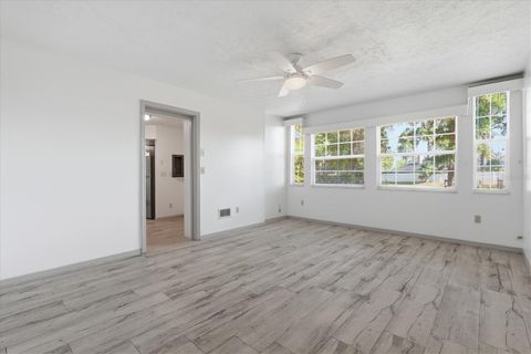 Tiny photo for 2270 SE 34th Street, Ocala, FL 34471 (MLS # OM723877)
