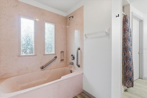 Tiny photo for 2270 SE 34th Street, Ocala, FL 34471 (MLS # OM723877)
