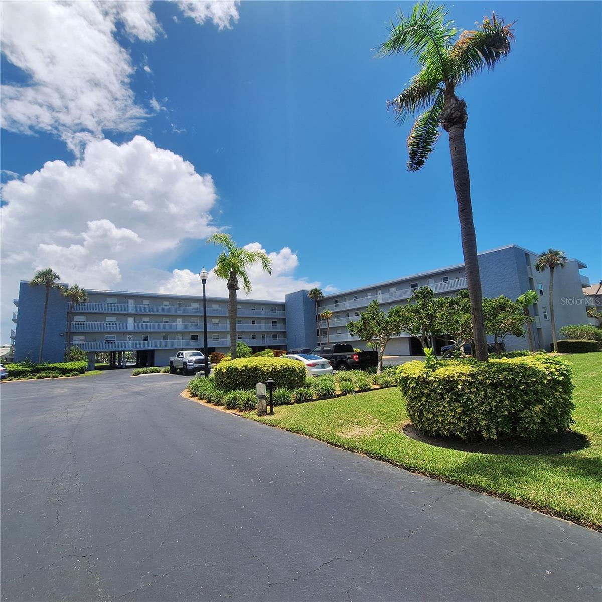 719 PINELLAS BAYWAY S 203