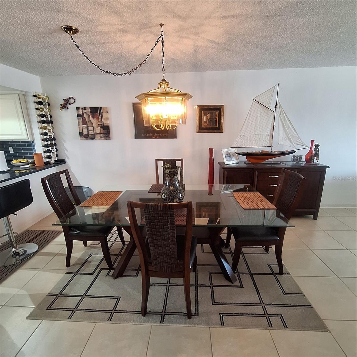 TIERRA I CONDO - Residential