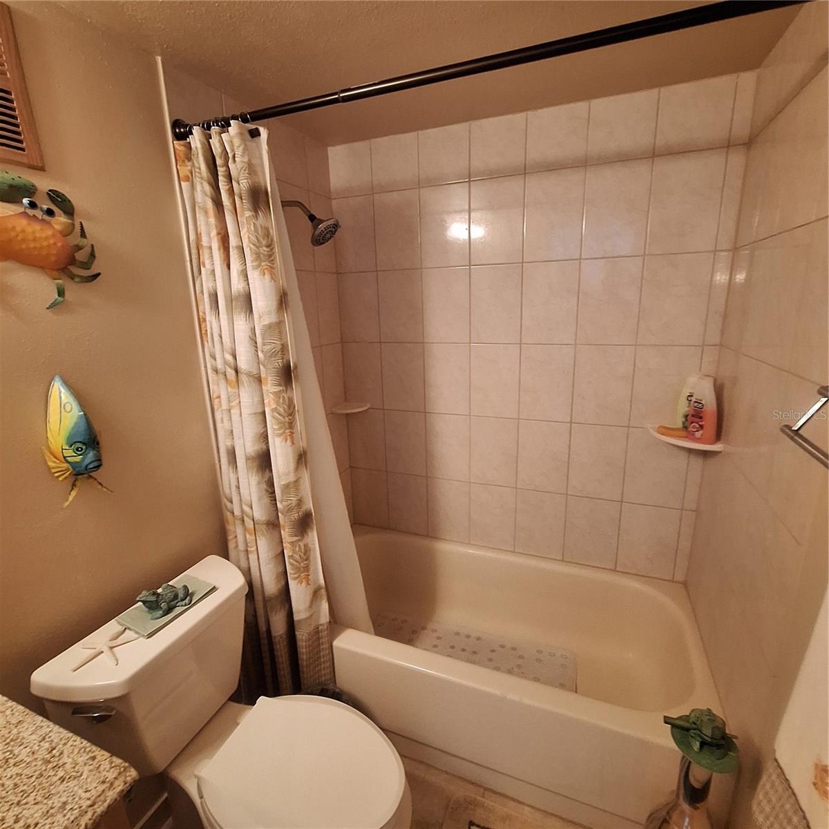 TIERRA I CONDO - Residential