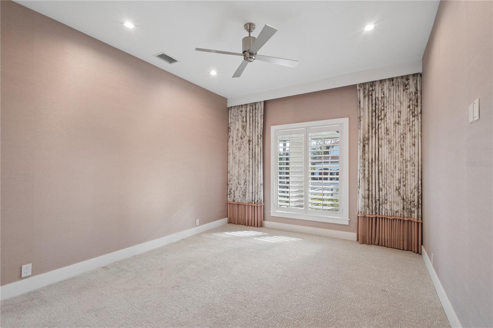 HARBOR ACRES SEC 2 - Residential