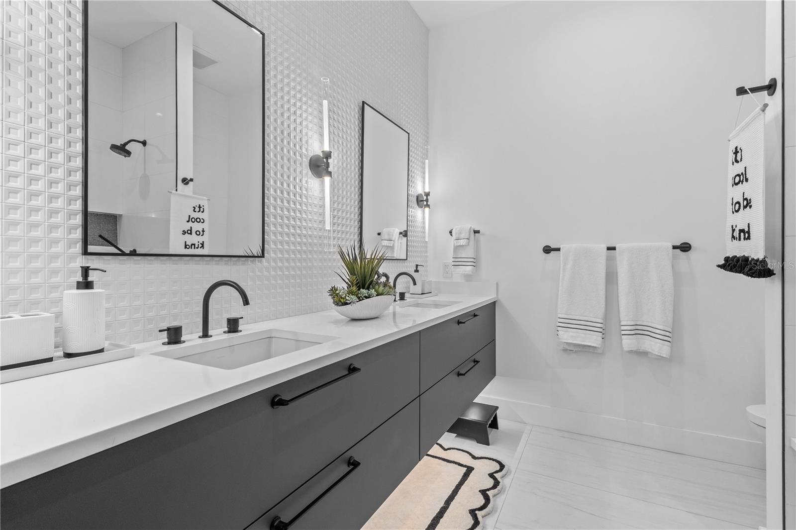 HARBOR ACRES SEC 2 - Residential