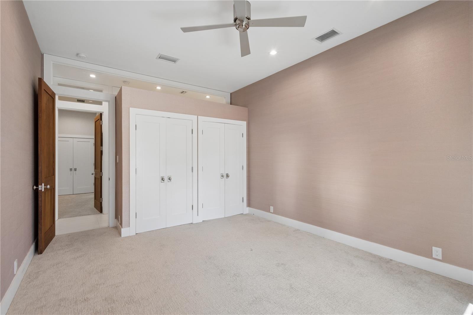 HARBOR ACRES SEC 2 - Residential