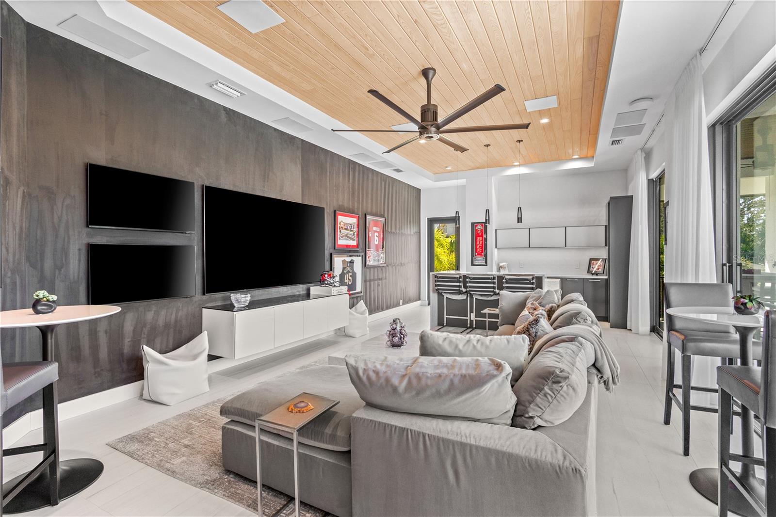 HARBOR ACRES SEC 2 - Residential