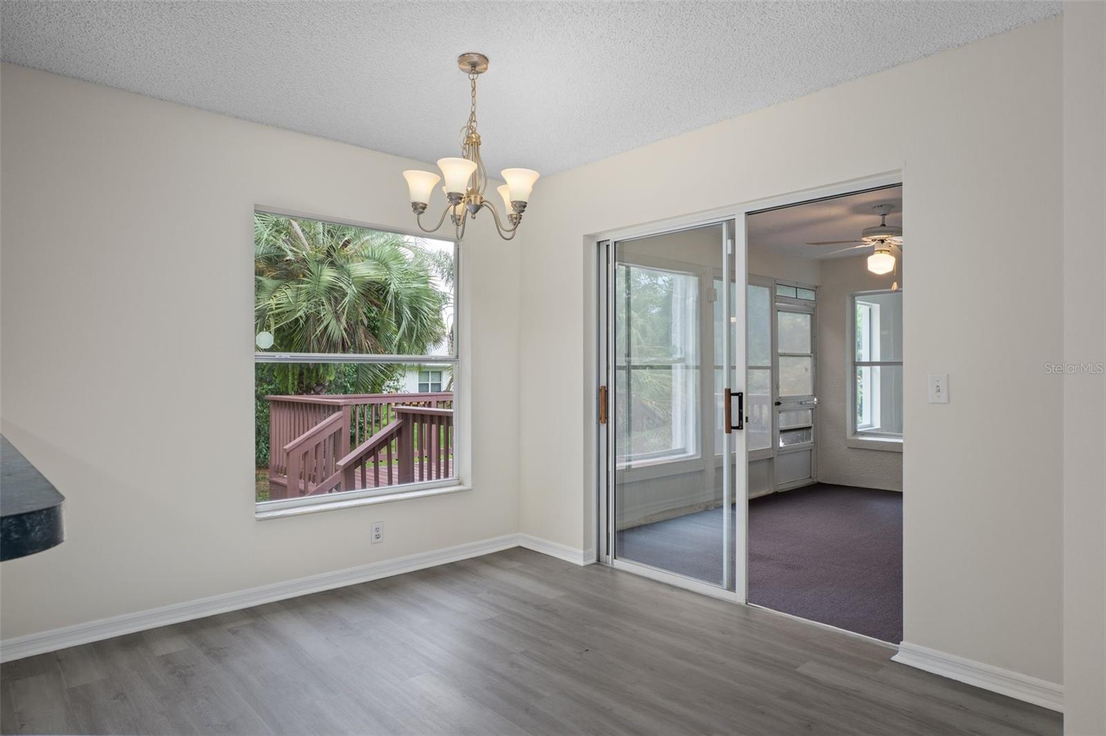OAKWOOD VILLAGE - Residential