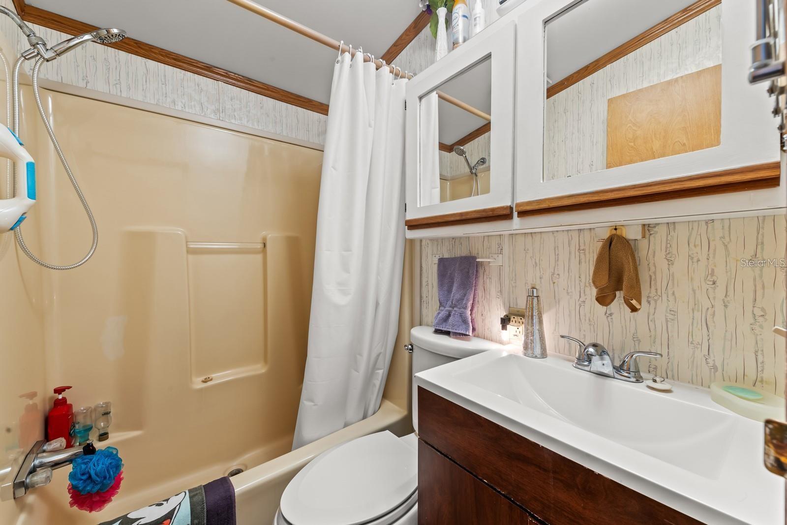 OUTDOOR RESORTS AMERICA - Residential