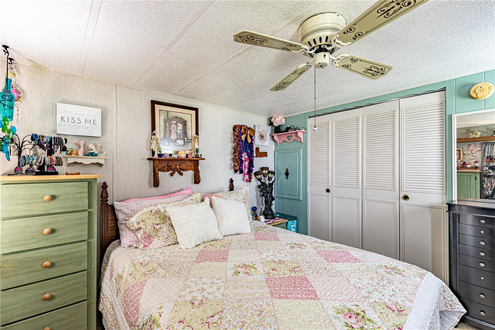 PINECREST MHP CO-OP - Residential