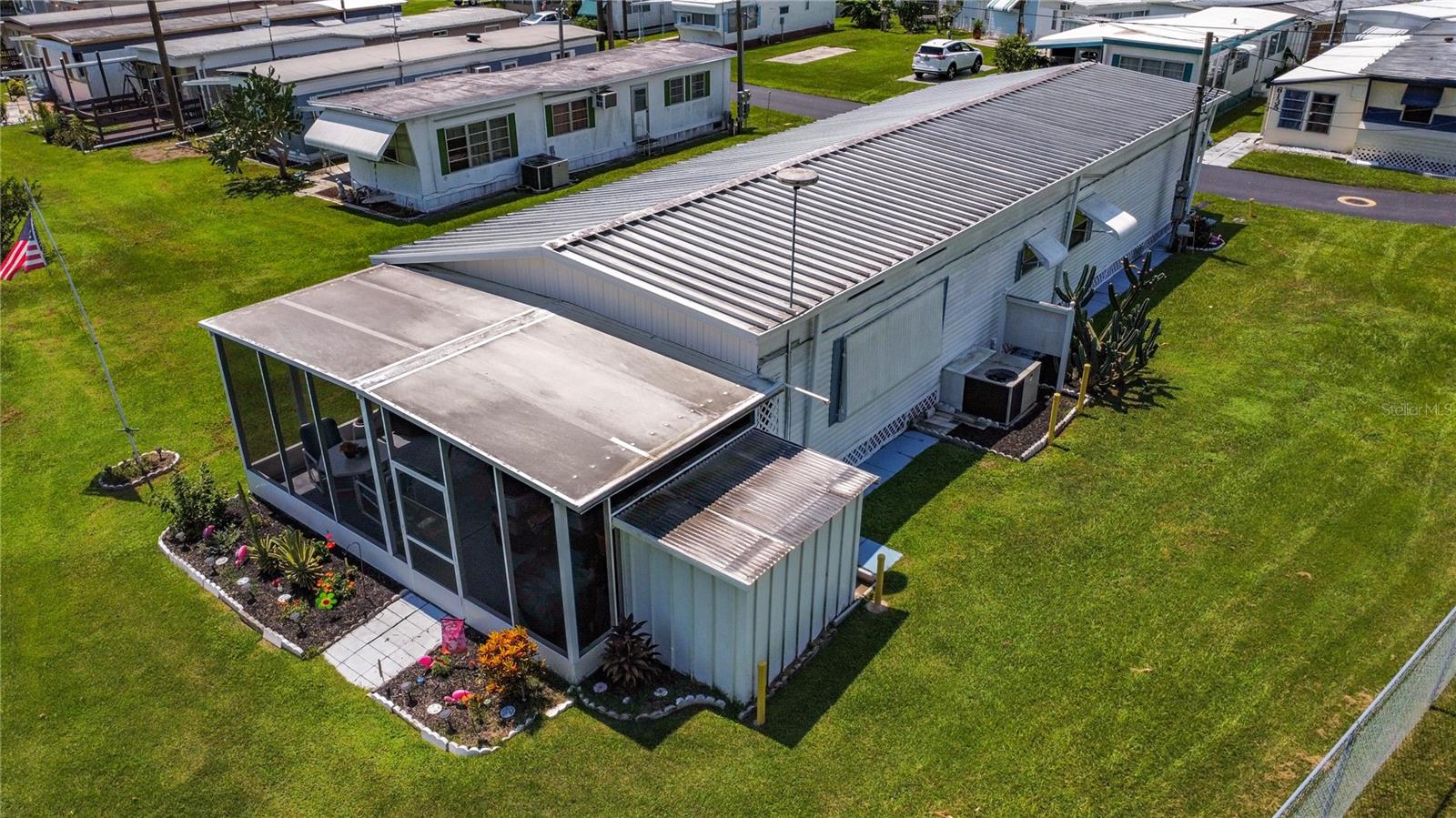 PINECREST MHP CO-OP - Residential