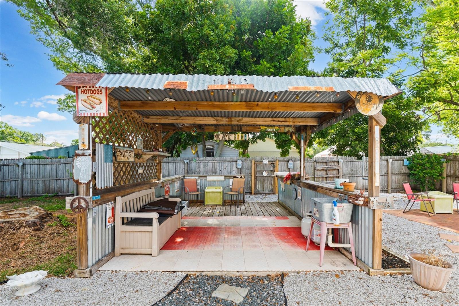 ROSEDALE MANOR SUB - Residential