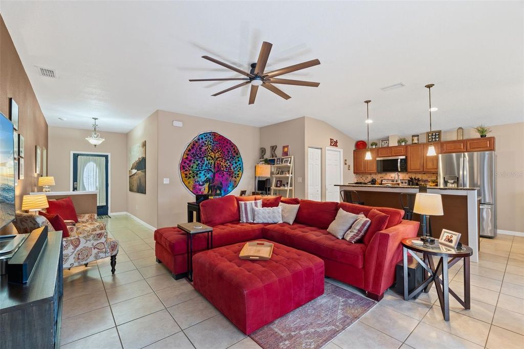 Photo of 1111 38th Street W, Bradenton, FL 34205 (MLS # A4691109)