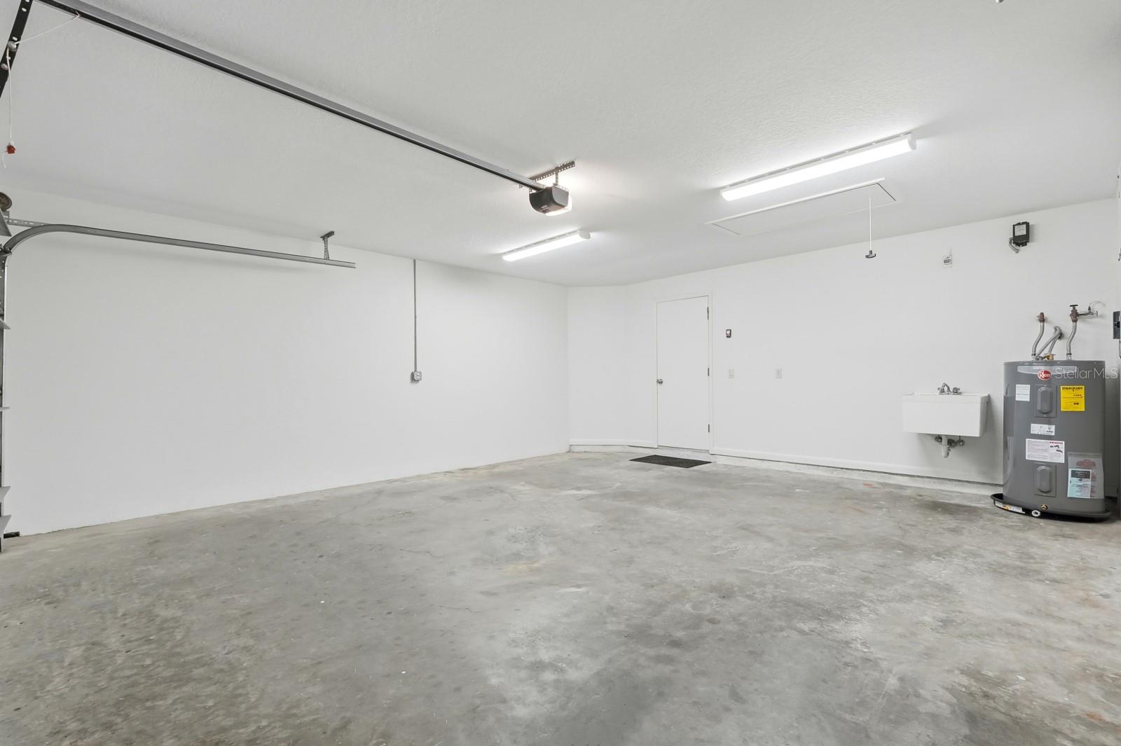 SILVER SANDS SEC B - Residential