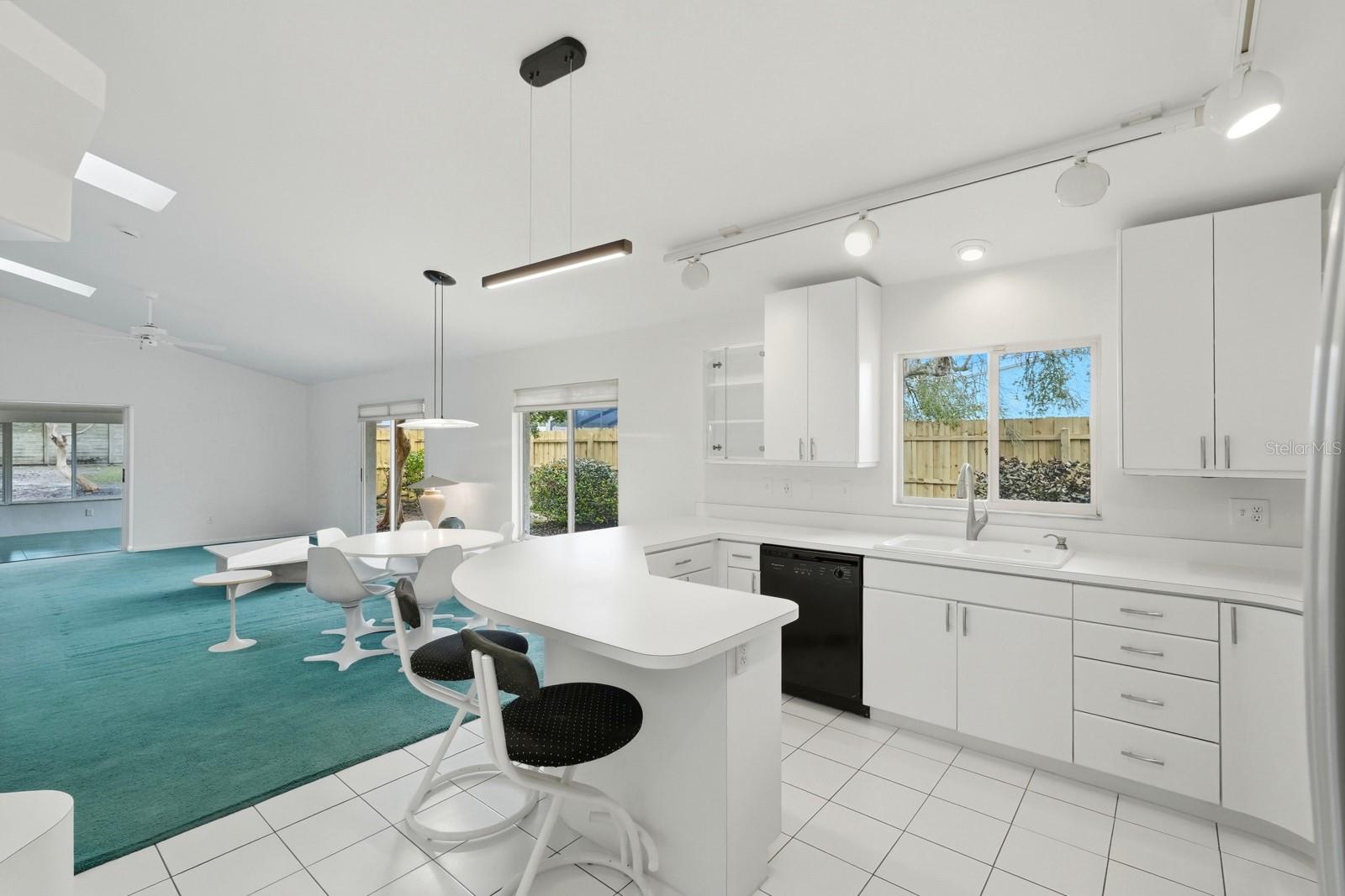 SILVER SANDS SEC B - Residential