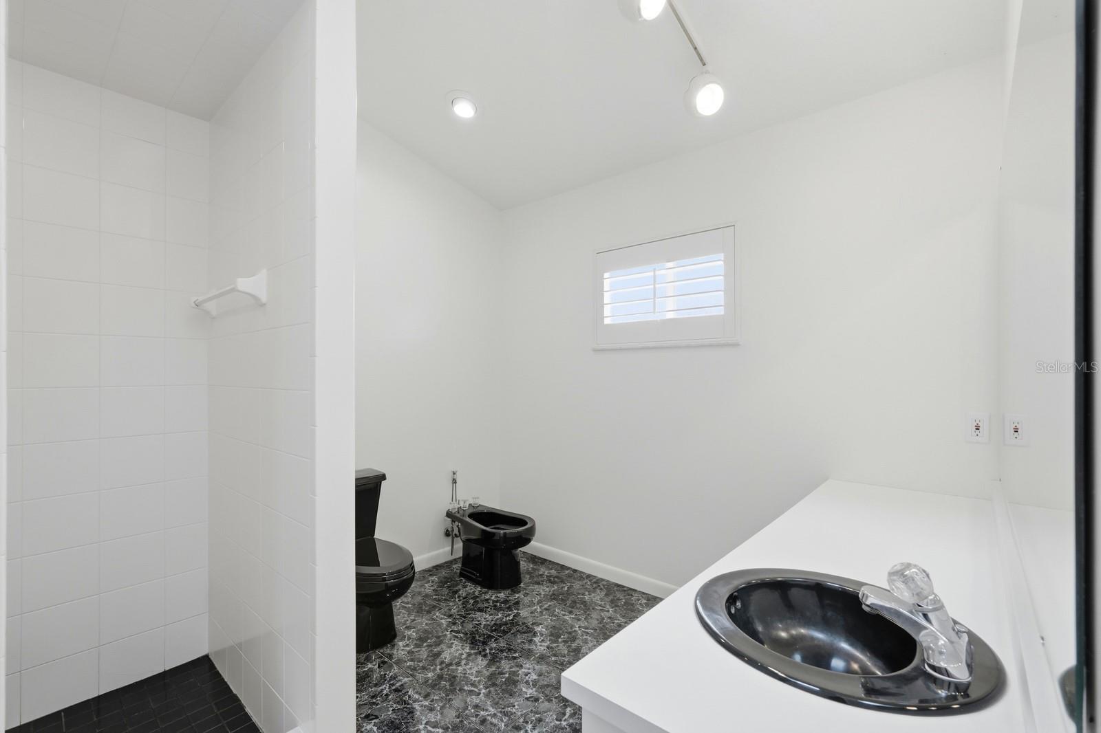 SILVER SANDS SEC B - Residential